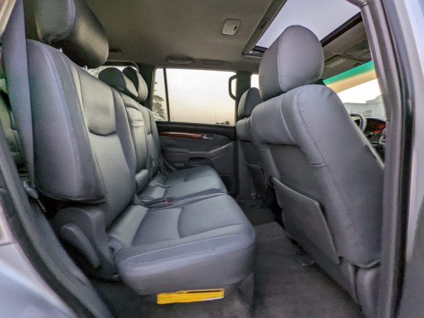 Toyota LAND CRUISER PRADO 2007  Silver LHD Petrol AT SUV 4WD view 3