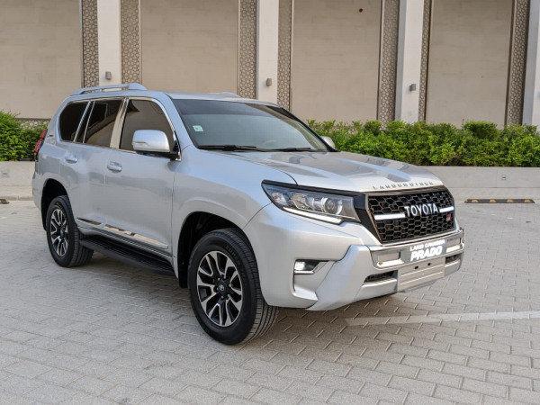 Toyota LAND CRUISER PRADO 2011  Silver LHD Petrol AT SUV 4WD view 11