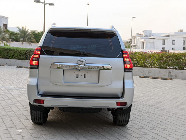 Toyota LAND CRUISER PRADO 2011  Silver LHD Petrol AT SUV 4WD view 19