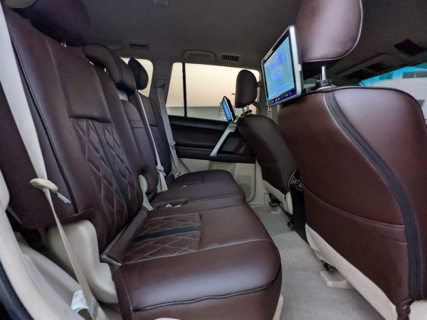 Toyota LAND CRUISER PRADO 2010/ Black LHD Petrol AT SUV 4WD view 4