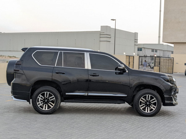 Toyota LAND CRUISER PRADO 2010/ Black LHD Petrol AT SUV 4WD view 15