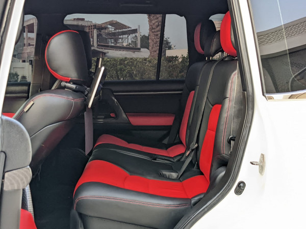 Toyota Land Cruiser 2014  White LHD Petrol AT SUV 4WD view 8