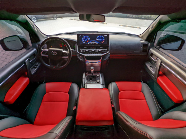 Toyota Land Cruiser 2014  White LHD Petrol AT SUV 4WD view 13