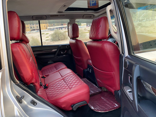 Mitsubishi Pajero 2009  Silver LHD Petrol AT SUV 4WD view 7