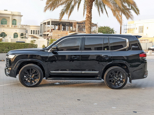 Toyota Land Cruiser 2014/ Black LHD Petrol AT SUV 4WD view 23