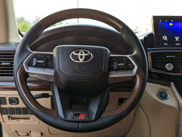 Toyota Land Cruiser 2014/ Black LHD Petrol AT SUV 4WD view 26