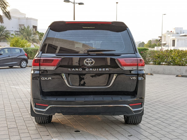 Toyota Land Cruiser 2014/ Black LHD Petrol AT SUV 4WD view 29