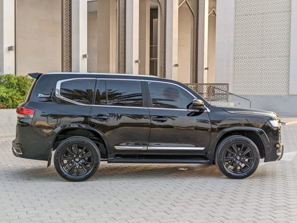 Toyota Land Cruiser 2014/ Black LHD Petrol AT SUV 4WD view 30