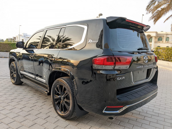 Toyota Land Cruiser 2014/ Black LHD Petrol AT SUV 4WD view 33
