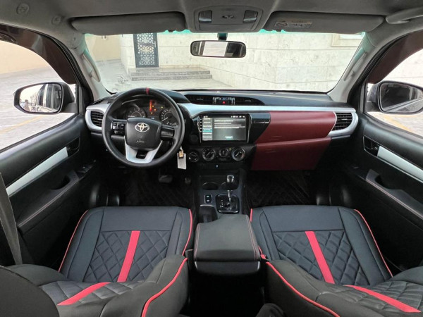 Toyota Hilux 2018  Black LHD Petrol AT Pickup 4WD view 4