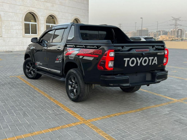 Toyota Hilux 2018  Black LHD Petrol AT Pickup 4WD view 11