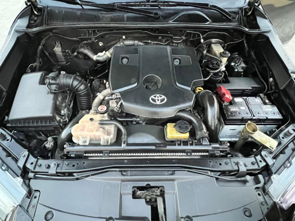 Toyota Hilux 2018  Black LHD Petrol AT Pickup 4WD view 15