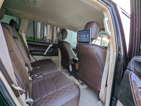 Toyota LAND CRUISER PRADO 2012/ Black LHD Petrol AT SUV 4WD view 12