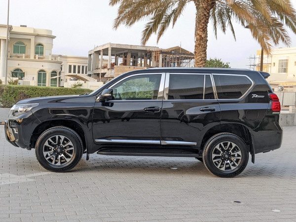 Toyota LAND CRUISER PRADO 2012/ Black LHD Petrol AT SUV 4WD view 17