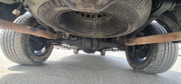 Toyota Tundra 2012/ Grey LHD Petrol AT Pickup 4WD view 3