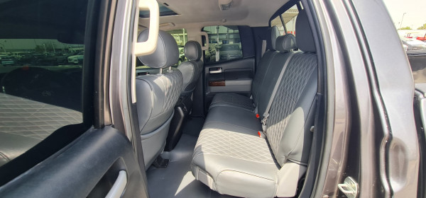 Toyota Tundra 2012/ Grey LHD Petrol AT Pickup 4WD view 9