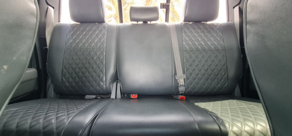 Toyota Tundra 2012/ Grey LHD Petrol AT Pickup 4WD view 11