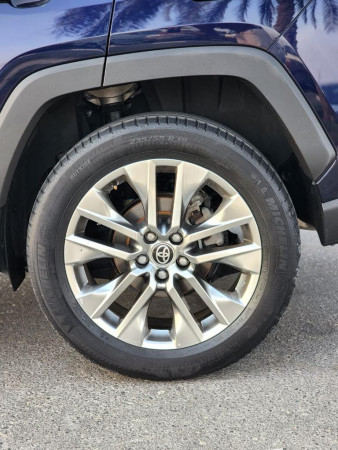 Toyota RAV 4 2020  Blue LHD Petrol AT SUV Crossover 4WD view 16