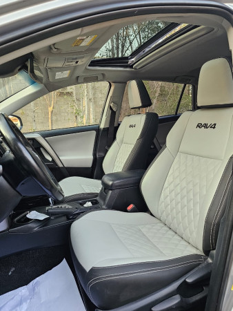 Toyota RAV 4 2018  Silver LHD Hybrid AT SUV 4WD view 2
