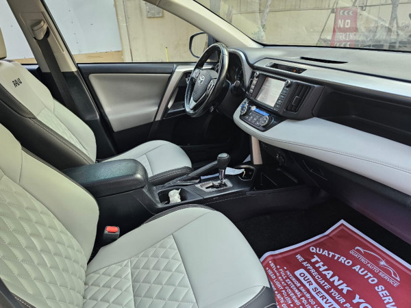 Toyota RAV 4 2018  Silver LHD Hybrid AT SUV 4WD view 6