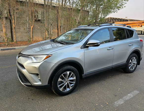 Toyota RAV 4 2018  Silver LHD Hybrid AT SUV 4WD view 13