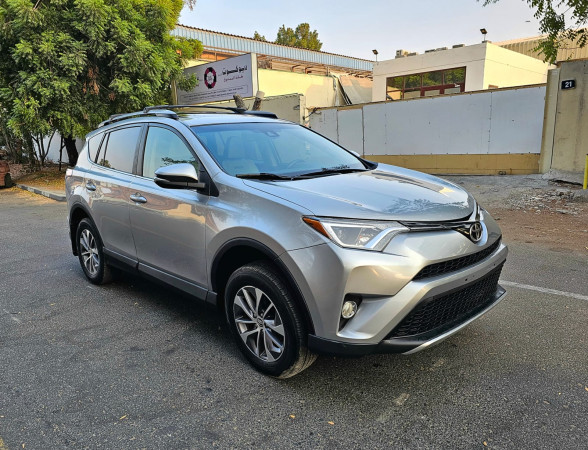 Toyota RAV 4 2018  Silver LHD Hybrid AT SUV 4WD view 19