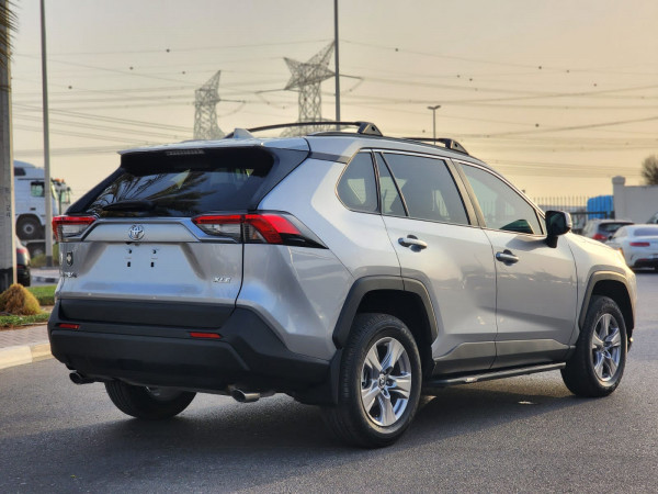 Toyota RAV 4 2023/ Silver LHD Petrol AT SUV Crossover 2WD view 12