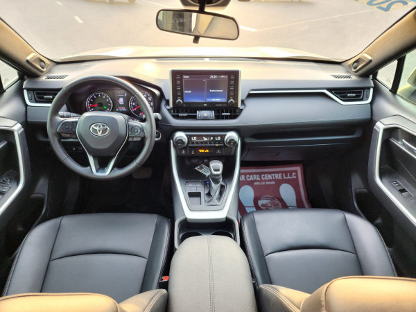 Toyota RAV 4 2019  Silver LHD Petrol AT SUV Crossover 2WD view 2