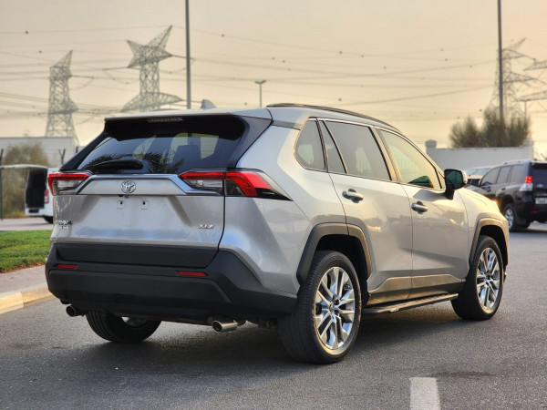 Toyota RAV 4 2019  Silver LHD Petrol AT SUV Crossover 2WD view 14