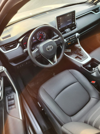 Toyota RAV 4 2019  Silver LHD Petrol AT SUV Crossover 2WD view 16