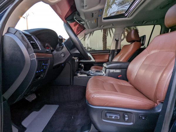 Toyota Land Cruiser 2016  Black LHD Petrol AT SUV 4WD view 20