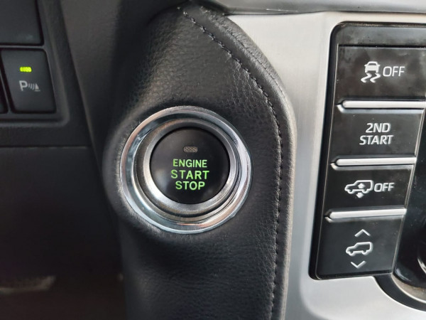 Toyota LAND CRUISER PRADO 2013  Black LHD Petrol AT SUV 4WD view 21
