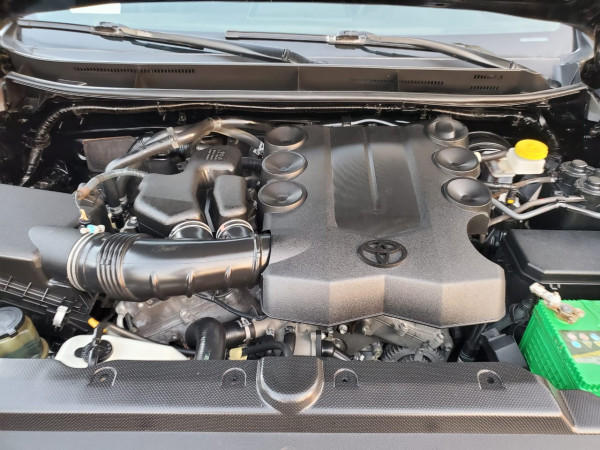 Toyota LAND CRUISER PRADO 2013  Black LHD Petrol AT SUV 4WD view 23