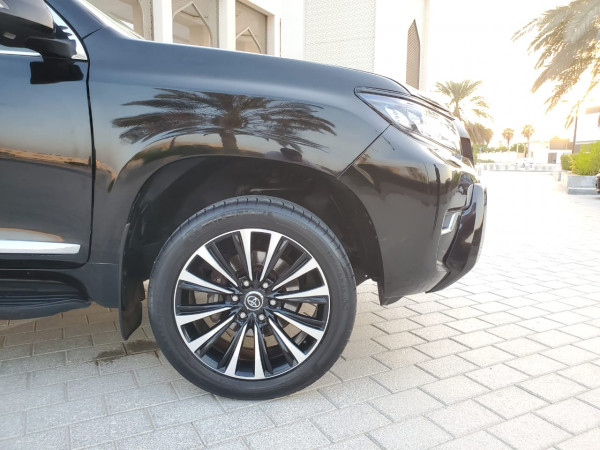 Toyota LAND CRUISER PRADO 2013  Black LHD Petrol AT SUV 4WD view 30