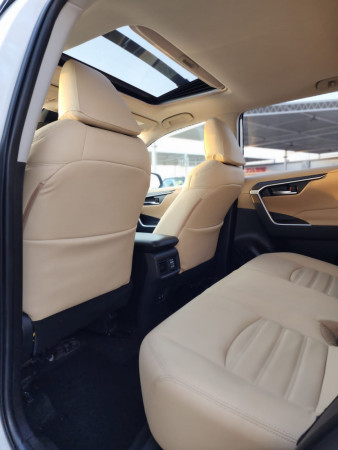 Toyota RAV 4 2019/ White LHD Petrol AT SUV Crossover 2WD view 3