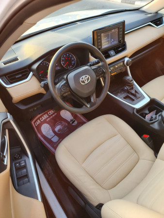 Toyota RAV 4 2019/ White LHD Petrol AT SUV Crossover 2WD view 5