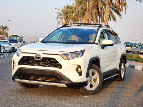 Toyota RAV 4 2019/ White LHD Petrol AT SUV Crossover 2WD view 17