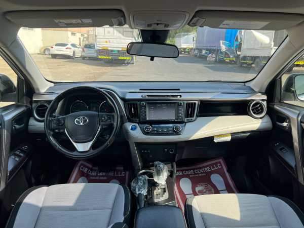 Toyota RAV 4 2016/ Silver LHD Hybrid AT SUV Crossover 4WD view 5