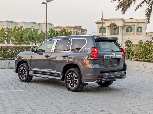 Toyota LAND CRUISER PRADO 2016  Grey LHD Petrol AT SUV 4WD view 19