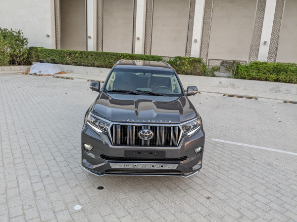 Toyota LAND CRUISER PRADO 2016  Grey LHD Petrol AT SUV 4WD view 28