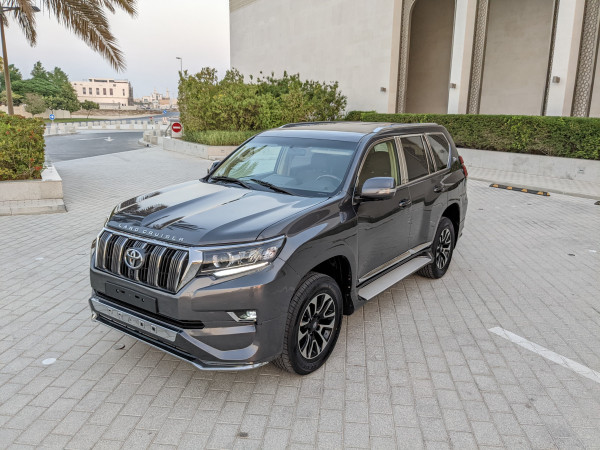 Toyota LAND CRUISER PRADO 2016  Grey LHD Petrol AT SUV 4WD view 29