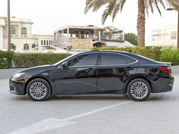 Lexus ES 350 2013  Black LHD Petrol AT Sedan 2WD