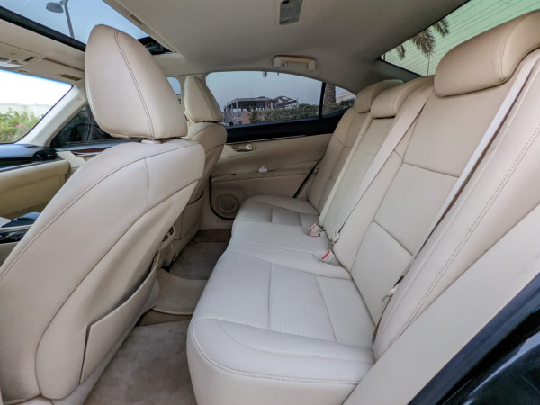 Lexus ES 350 2013  Black LHD Petrol AT Sedan 2WD view 17