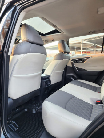 Toyota RAV 4 2022/ Black LHD Petrol AT SUV Crossover 4WD view 3