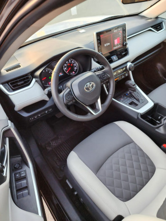 Toyota RAV 4 2022/ Black LHD Petrol AT SUV Crossover 4WD view 5
