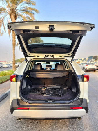Toyota RAV 4 2022  White LHD Petrol AT SUV Crossover 2WD view 7
