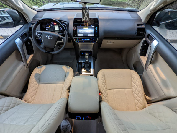 Toyota LAND CRUISER PRADO 2021/ Black LHD Petrol AT SUV 4WD view 17