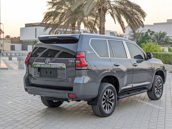 Toyota LAND CRUISER PRADO 2011  Grey LHD Petrol AT SUV 4WD view 4