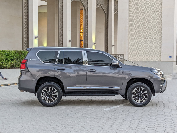 Toyota LAND CRUISER PRADO 2011  Grey LHD Petrol AT SUV 4WD view 7