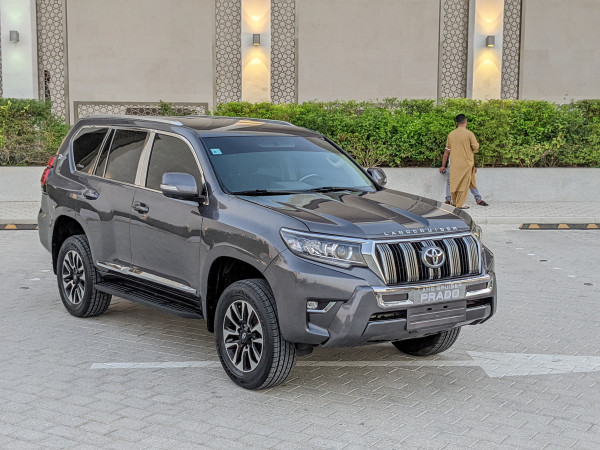 Toyota LAND CRUISER PRADO 2011  Grey LHD Petrol AT SUV 4WD view 10